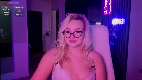 Jane online show from 11-26-25, 02:40