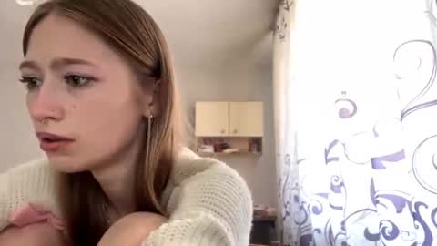 Snapshot of janenegearhart chatting on 06-18-26, 09:14 Kate online show from 06-18-26, 09:14