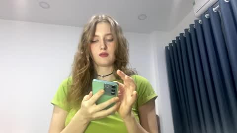 Janie online show from 04-11-26, 06:23