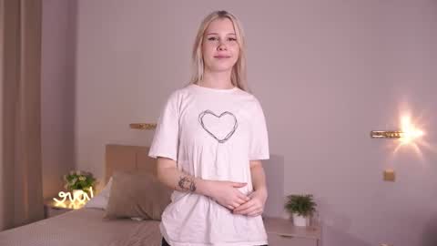 Kristy online show from 10-15-25, 09:09