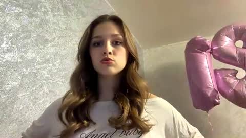 Snapshot of janettachapen chatting on 07-10-26, 11:57 Lilly online show from 07-10-26, 11:57