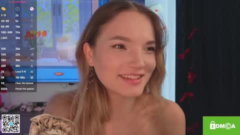 Hi Im Alice and here youll find something online show from 03-08-26, 06:17