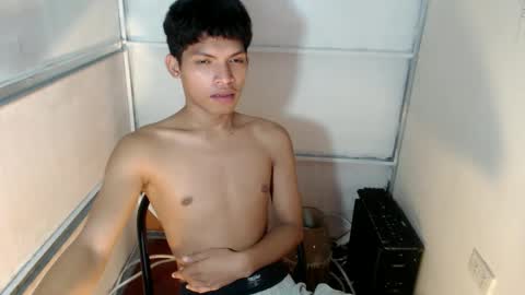 janlloyd04 online show from 04-02-26, 03:31