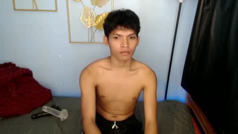 janlloyd04 online show from 04-13-26, 07:58