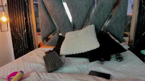 janna_a online show from 03-17-26, 07:50