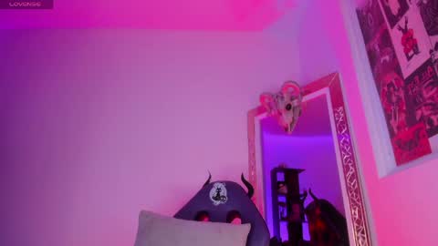 jannaasuna online show from 05-17-26, 04:32
