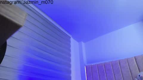 Jane online show from 04-15-26, 09:38