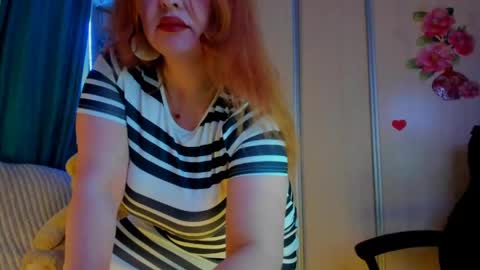 Snapshot of jansylines chatting on 05-16-26, 04:06 JansyLines online show from 05-16-26, 04:06