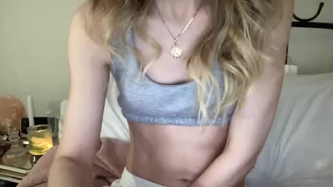 the small pp whisperer  ball puncher online show from 12-03-24, 07:32