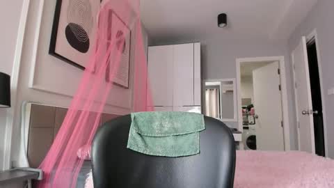 Snapshot of jap_amelle chatting on 11-26-25, 11:06 Amelle online show from 11-26-25, 11:06