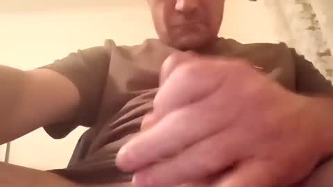 Snapshot of jasedaman chatting on 02-24-25, 04:04 jasedaman online show from 02-24-25, 04:04