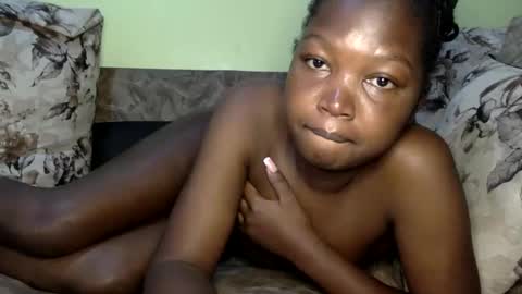 Snapshot of jasmine760 chatting on 10-31-25, 04:24 jasmine online show from 10-31-25, 04:24