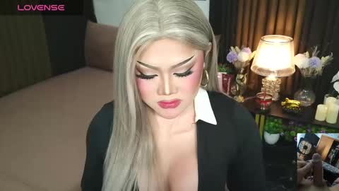 Jasmine Brandy online show from 09-29-25, 04:34