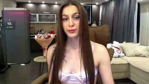 Snapshot of jasmine_doll_ chatting on 04-26-26, 08:17 Jasmine online show from 04-26-26, 08:17