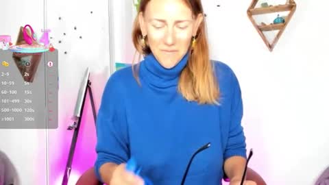 Jasmine Daze online show from 10-14-25, 10:10