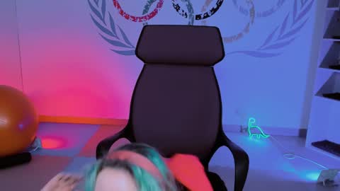 Jasmine online show from 01-10-25, 11:11