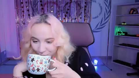 Jasmine online show from 02-28-25, 05:15