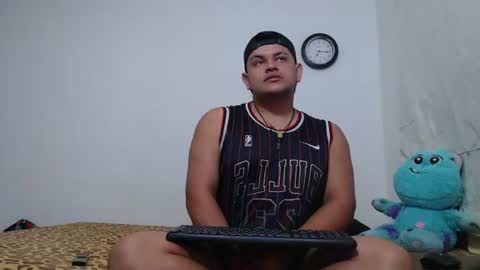 Snapshot of jason_boy_ chatting on 07-28-26, 05:03 jason_boy_ online show from 07-28-26, 05:03