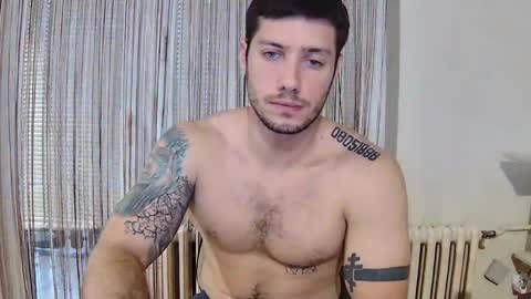 Snapshot of jason_thegreat chatting on 05-12-26, 05:21 Jason theGreat online show from 05-12-26, 05:21