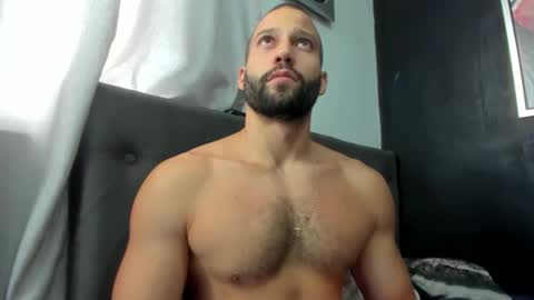 Snapshot of jasonmartiinez chatting on 11-15-25, 03:19 online show from 11-15-25, 03:19