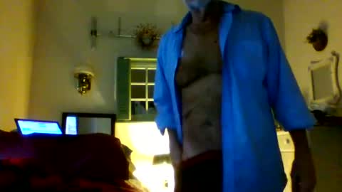 Snapshot of jasonreloaded694u chatting on 06-01-26, 11:01 Jason online show from 06-01-26, 11:01