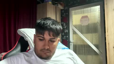 Snapshot of jasonsua21 chatting on 11-12-25, 06:19 jasonsua21 online show from 11-12-25, 06:19