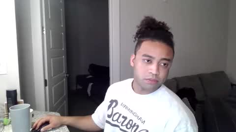 Snapshot of jasonthomas1 chatting on 12-29-24, 02:17 jj online show from 12-29-24, 02:17