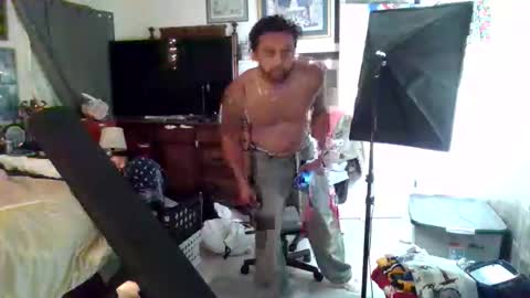 Snapshot of jasonthomas1 chatting on 03-18-26, 12:47 jj online show from 03-18-26, 12:47