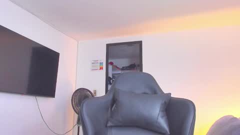 JBrooksXx online show from 09-21-25, 07:26