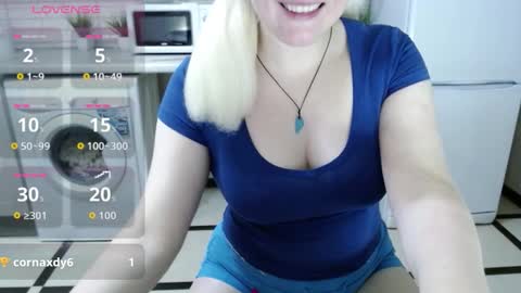 Snapshot of jassicaonline chatting on 10-26-25, 10:47 jassicaonline online show from 10-26-25, 10:47