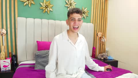 J A S S O N  online show from 01-11-25, 02:04