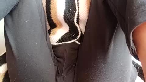 Snapshot of jasspreettt chatting on 12-26-24, 06:19 jasspreettt online show from 12-26-24, 06:19