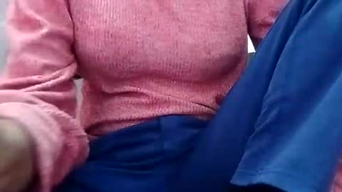 Snapshot of jasspreettt chatting on 01-04-25, 08:49 jasspreettt online show from 01-04-25, 08:49