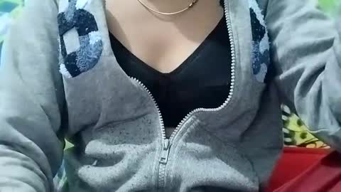 Snapshot of jasspreettt chatting on 02-05-25, 03:55 jasspreettt online show from 02-05-25, 03:55