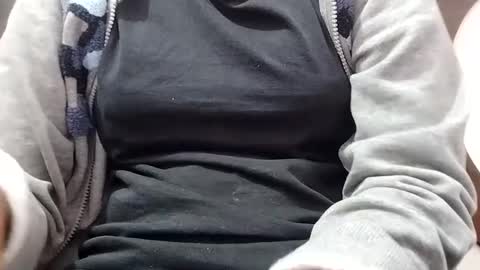 Snapshot of jasspreettt chatting on 03-04-25, 07:41 jasspreettt online show from 03-04-25, 07:41