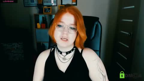 Snapshot of java_fire chatting on 06-25-26, 08:35 Katerina online show from 06-25-26, 08:35