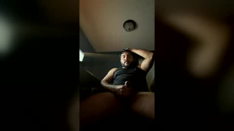Snapshot of javiercld chatting on 07-19-26, 02:15 javiercld online show from 07-19-26, 02:15