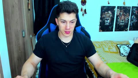 Snapshot of javiersexymann chatting on 01-05-25, 12:09 Javier online show from 01-05-25, 12:09