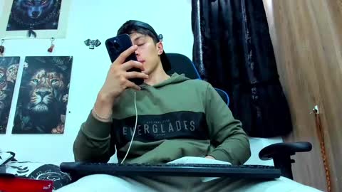 Snapshot of javiersexymann chatting on 03-06-25, 06:48 Javier online show from 03-06-25, 06:48