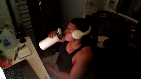 Snapshot of javiricorich chatting on 11-04-25, 02:54 javiSdick online show from 11-04-25, 02:54