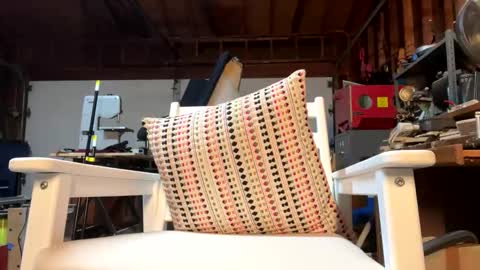 Jaws  online show from 10-16-25, 03:29