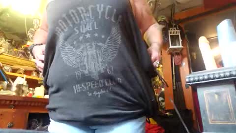 jax112284 online show from 10-28-25, 03:36