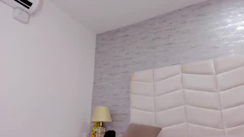 jax black online show from 10-18-25, 07:03