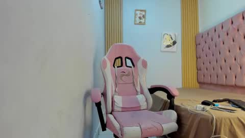 jax_maliq online show from 11-04-25, 03:05