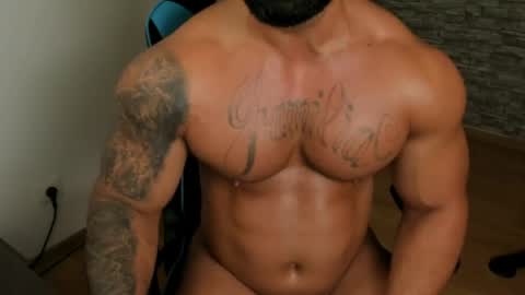 Snapshot of jaxonhunk chatting on 05-25-26, 12:27 JaxonHunk online show from 05-25-26, 12:27