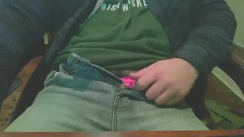 Snapshot of jay365694 chatting on 02-01-25, 02:47 Jay online show from 02-01-25, 02:47
