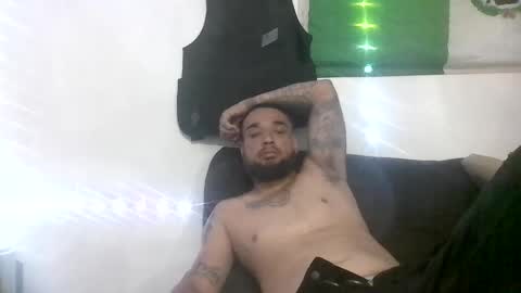 jay594025 online show from 10-07-25, 09:28