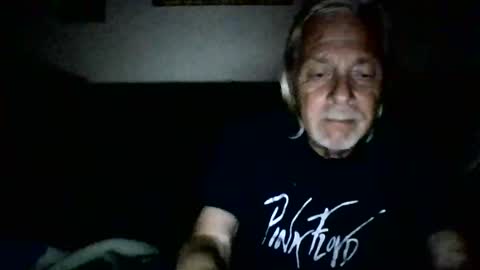 Snapshot of jay_jay1475 chatting on 11-20-25, 12:33 jay-jay1475 online show from 11-20-25, 12:33