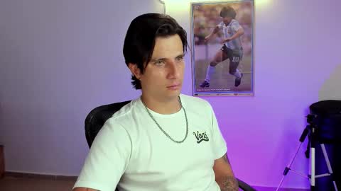 Jay Alvarrez online show from 09-19-25, 01:29