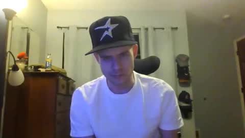 Snapshot of jaybrik92 chatting on 05-03-26, 02:17 Jlio Delgauto online show from 05-03-26, 02:17